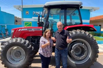 Foto - Sagres recebe Trator e Equipamento Agrícola da Secretaria Estadual de Agricultura