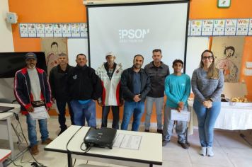 PREFEITURA REALIZA CURSO DE PODA DE ÁRVORES.